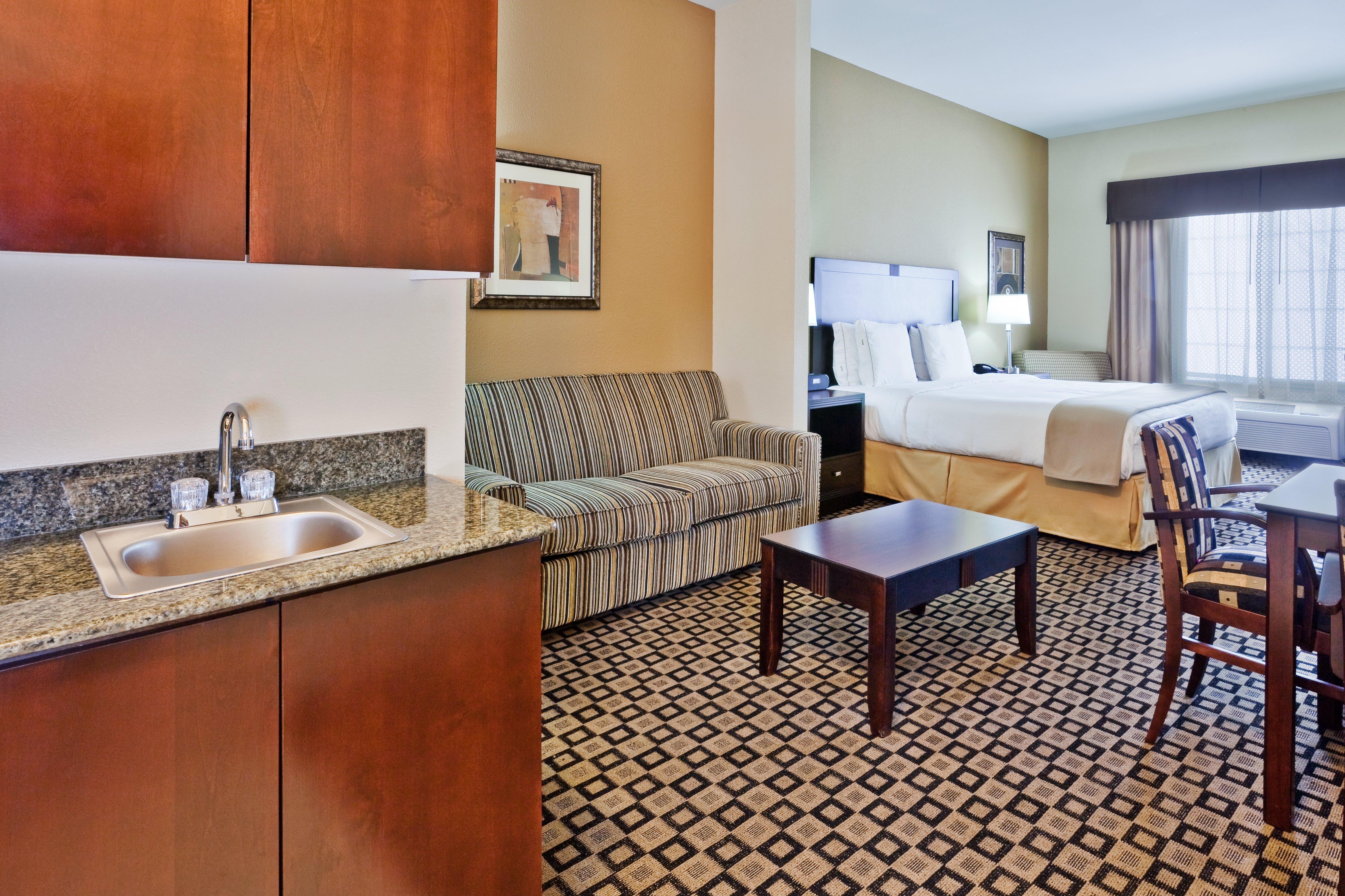 Hotel Express & By Ihg