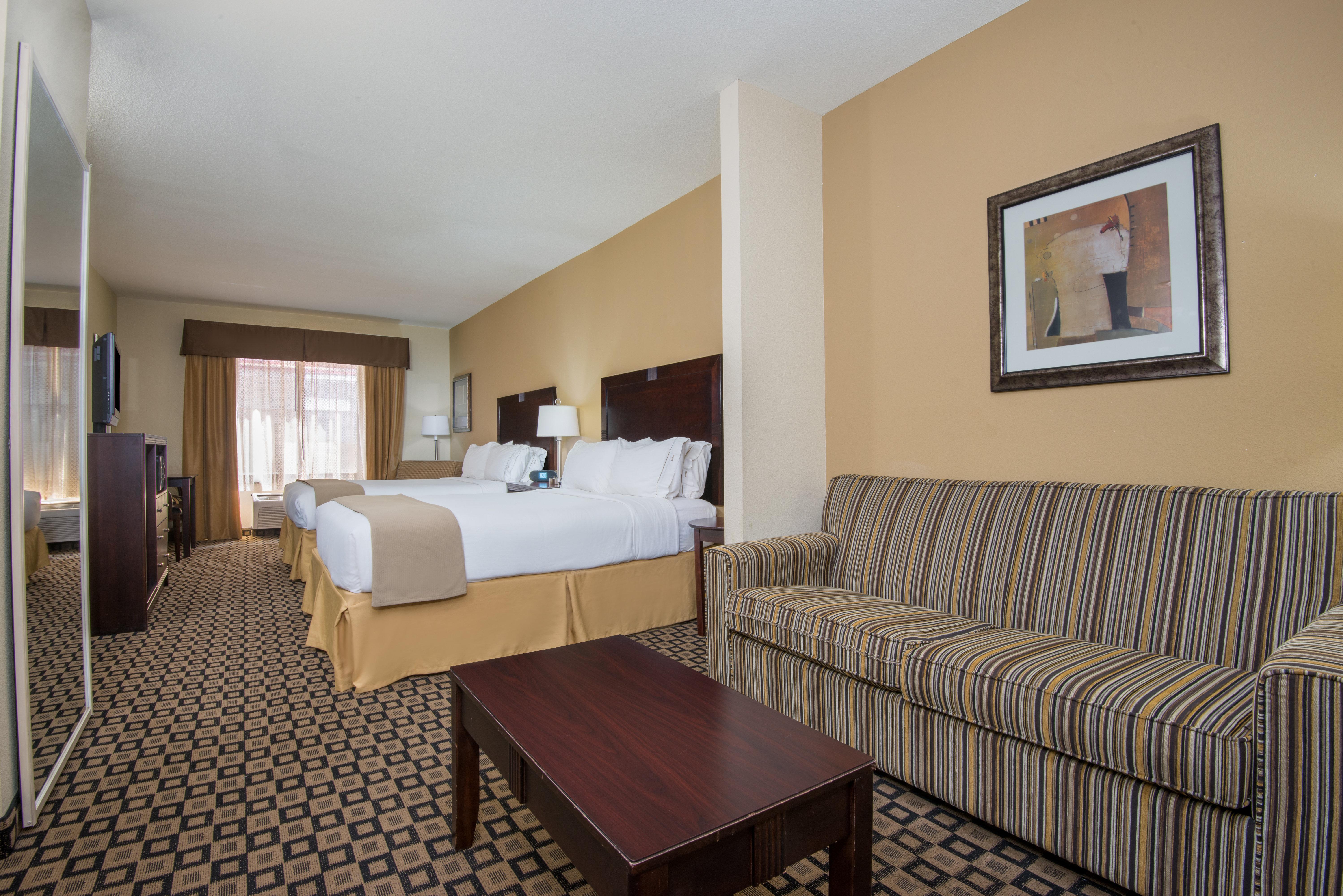 Hotel Express & By Ihg 2*