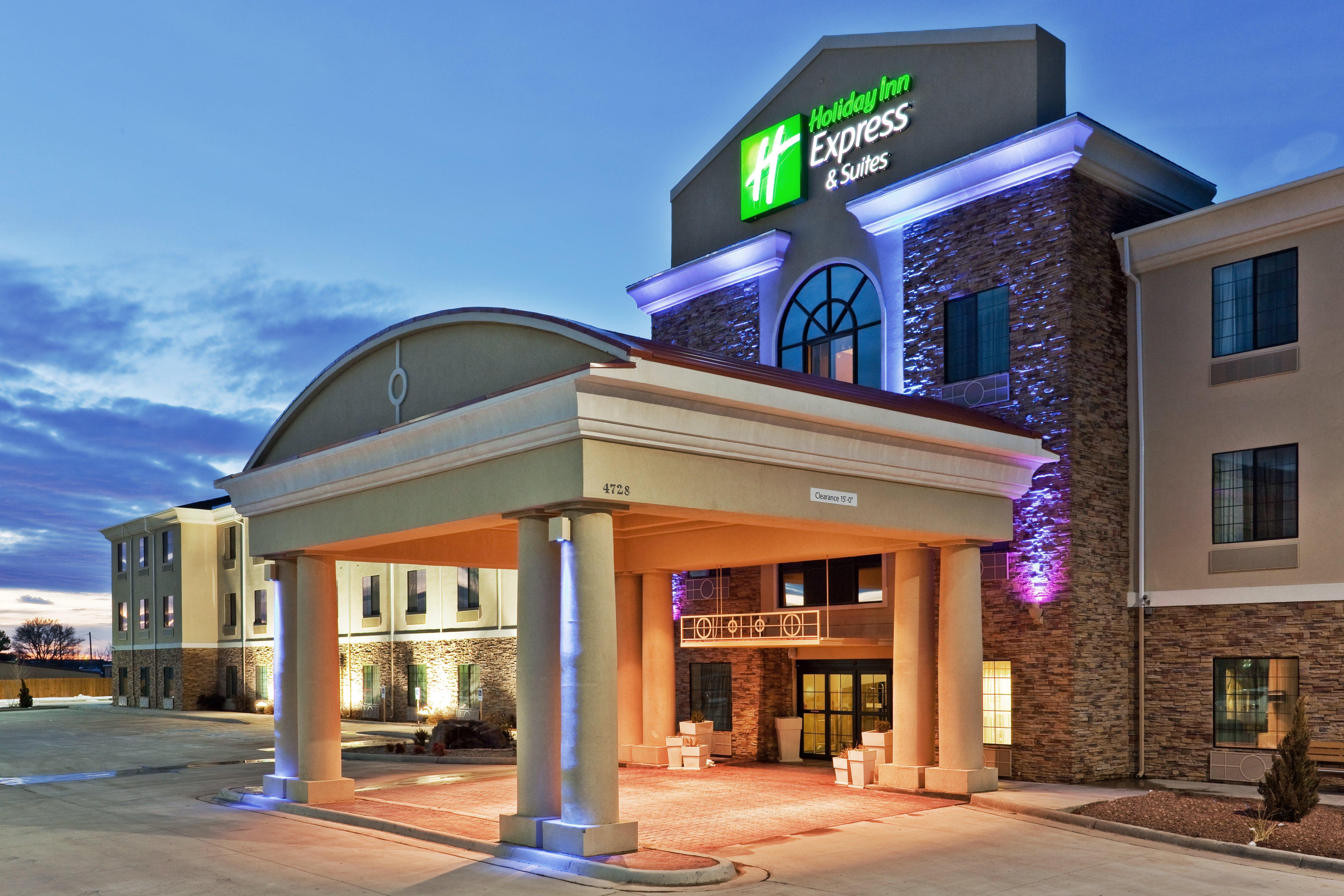 Express & By Ihg 2* Clovis