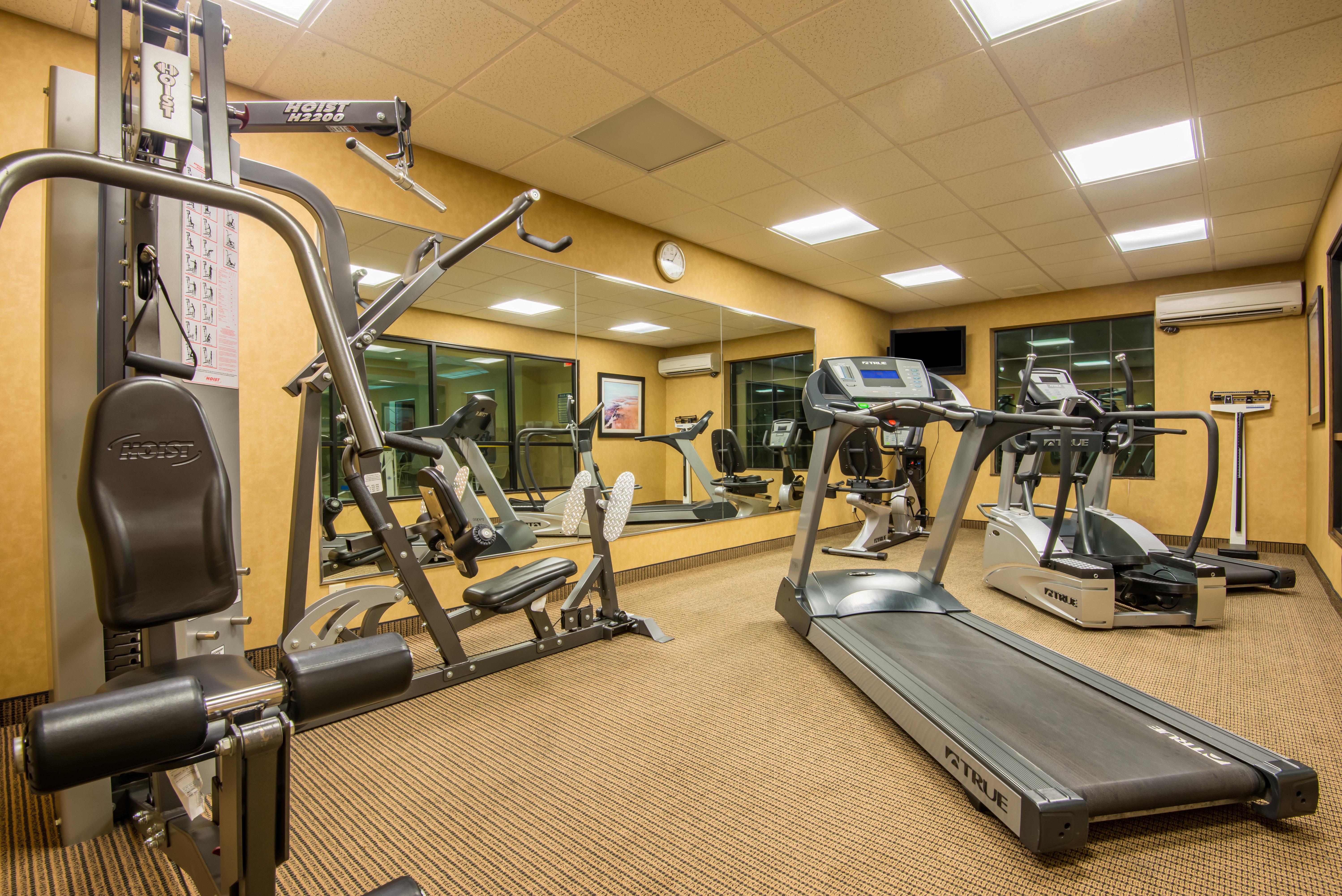 Express & By Ihg 2* Clovis